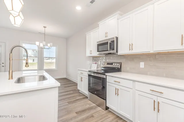 $329,950 | 103 Lola Place, La Grange, NC 28551