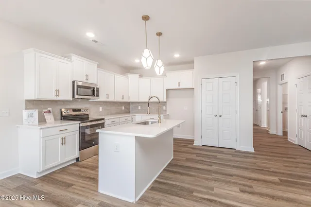 $329,950 | 103 Lola Place, La Grange, NC 28551