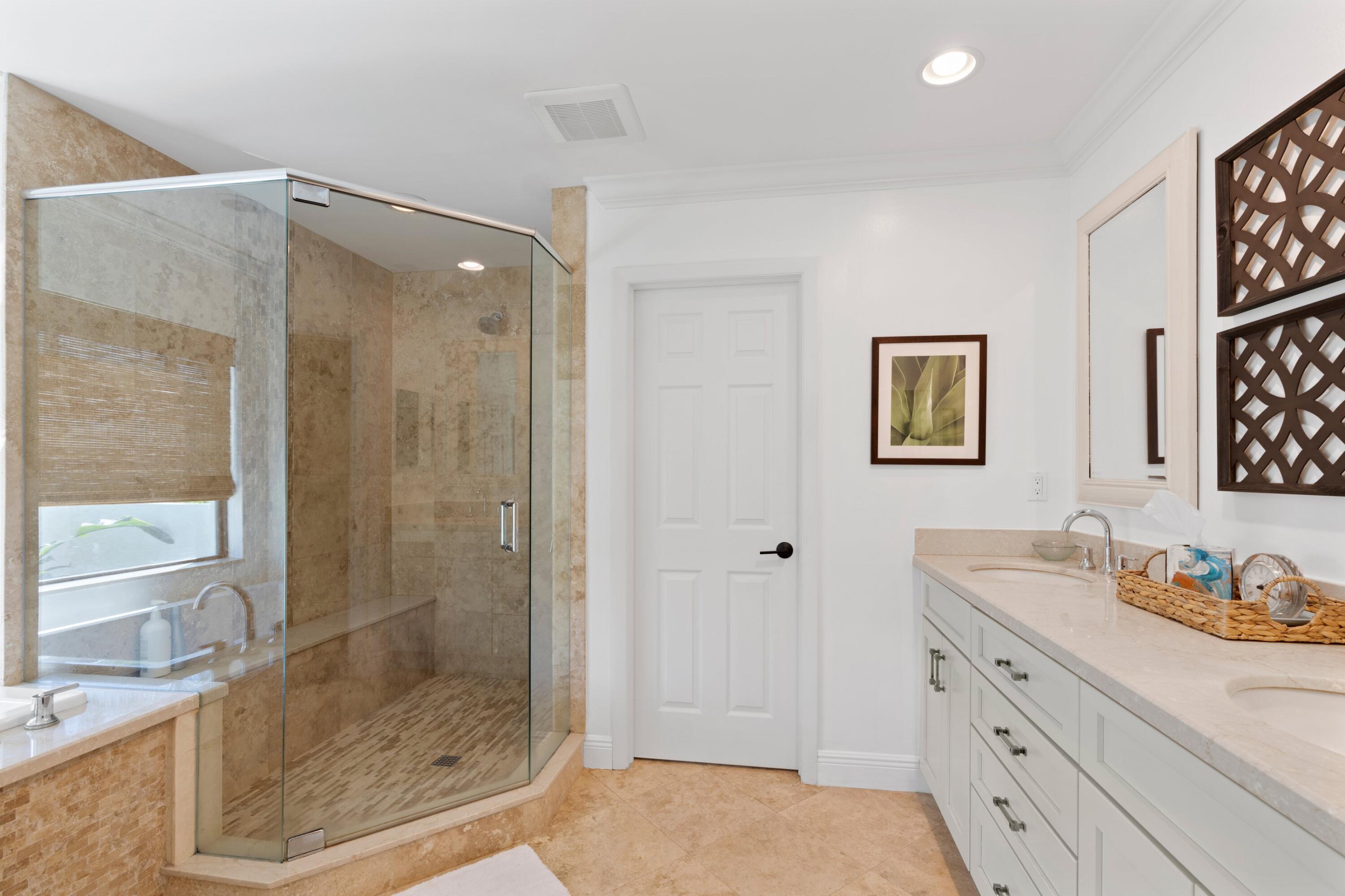 7790 Fairway Trail Boca Raton, FL 33487 - Photo 22 of 43 PrimaryBath3
