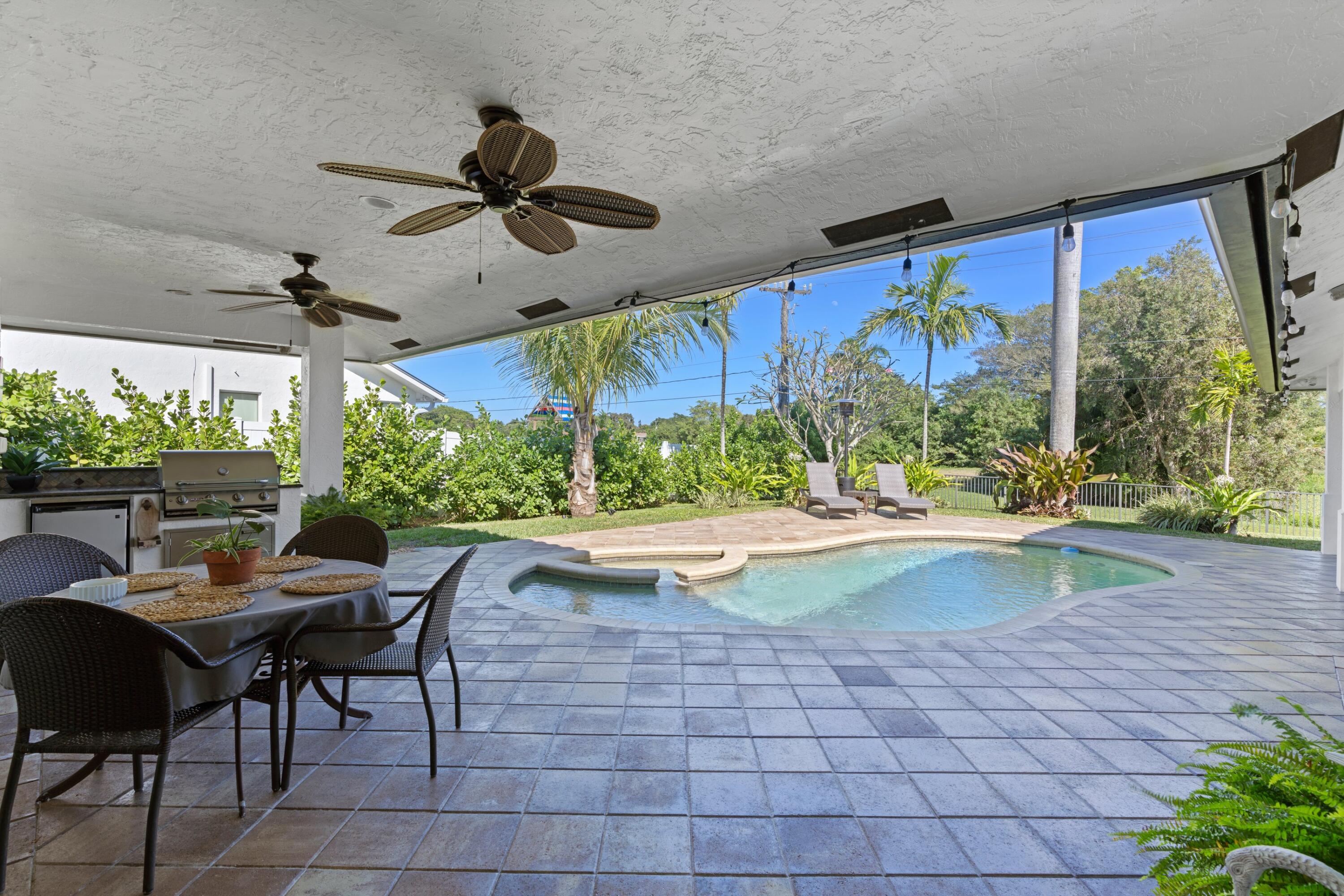 7790 Fairway Trail Boca Raton, FL 33487 - Photo 32 of 43 CoveredPatio5
