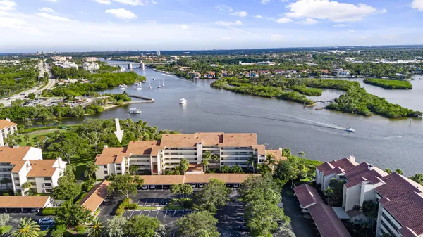 $999,000 | 1000 North Us Highway, Unit BA305, Jupiter, FL 33477