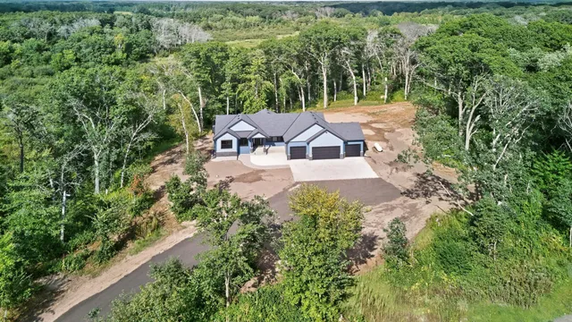 $884,900 | 29441 136th Street, Princeton, MN 55371