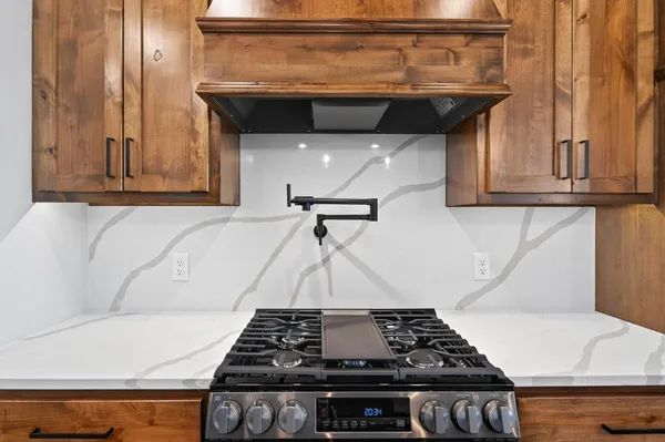 $884,900 | 29441 136th Street, Princeton, MN 55371