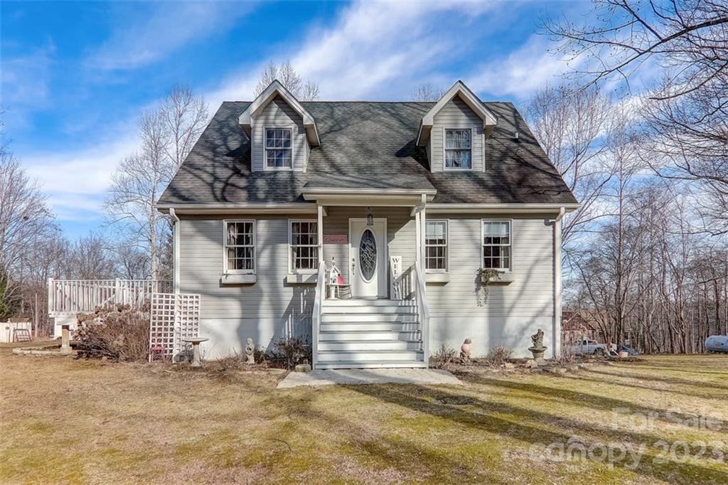 185 Butler Ridge Hendersonville, NC 28792 - Photo 3 of 45 Gallery Image 3