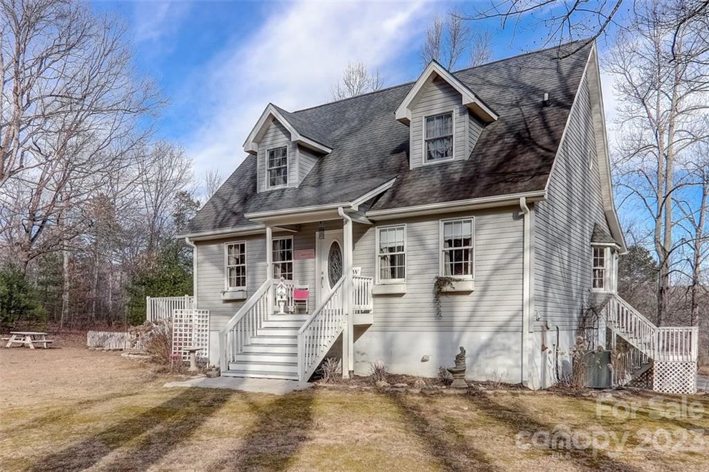 185 Butler Ridge Hendersonville, NC 28792 - Photo 4 of 45 Gallery Image 4