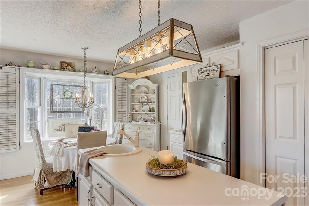 185 Butler Ridge Hendersonville, NC 28792 - Photo 6 of 45 Gallery Image 6