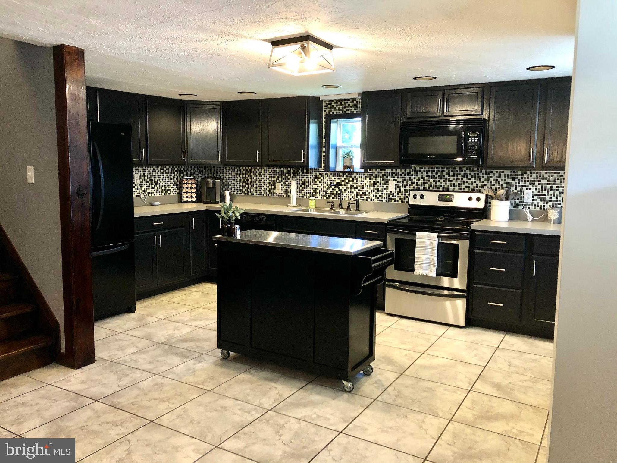 59 Steelman Marker Road Fairfield, PA 17320 - Photo 15 of 95 Kitchen view