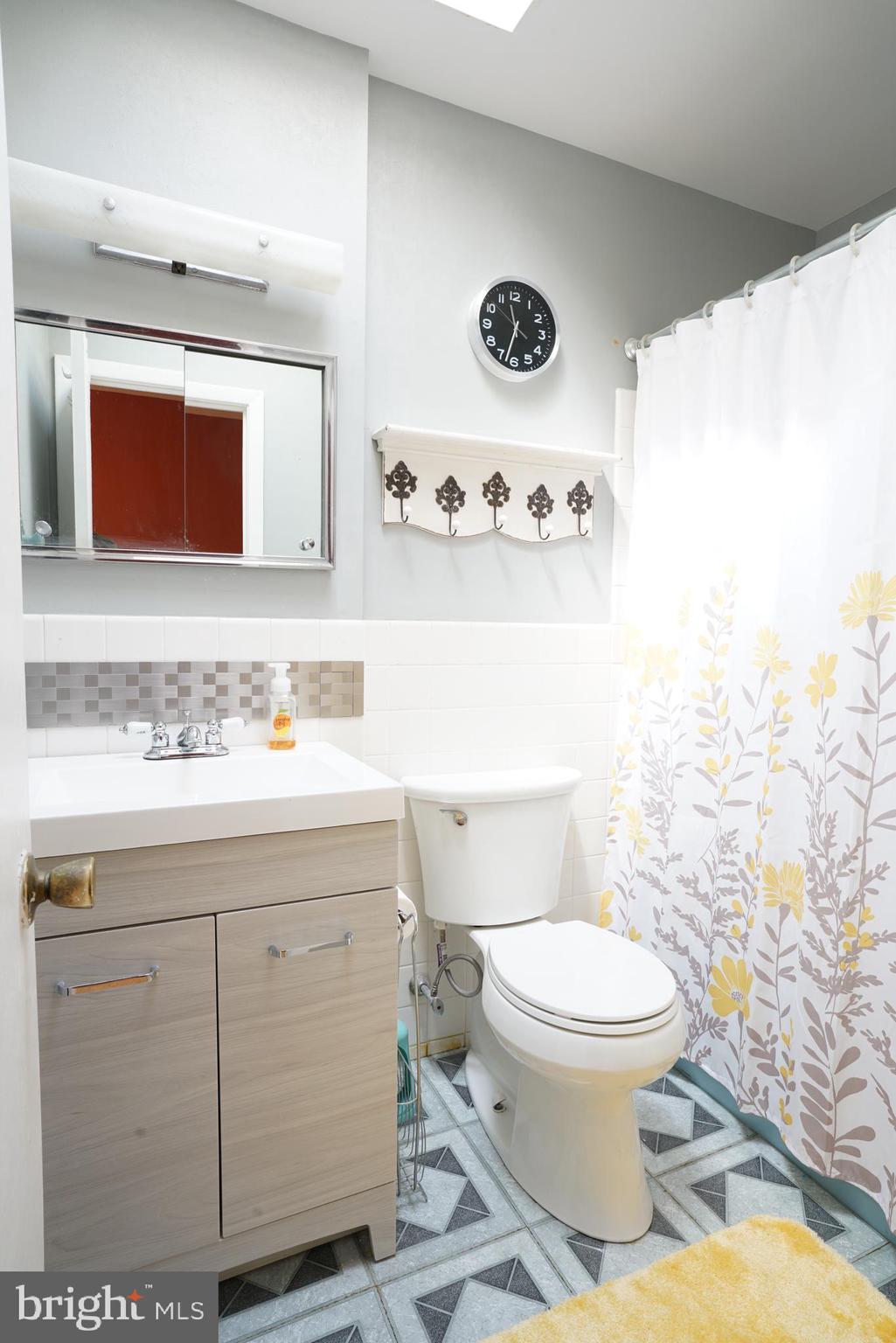660 Renz Street Philadelphia, PA 19128 - Photo 14 of 23 Gallery Image 14