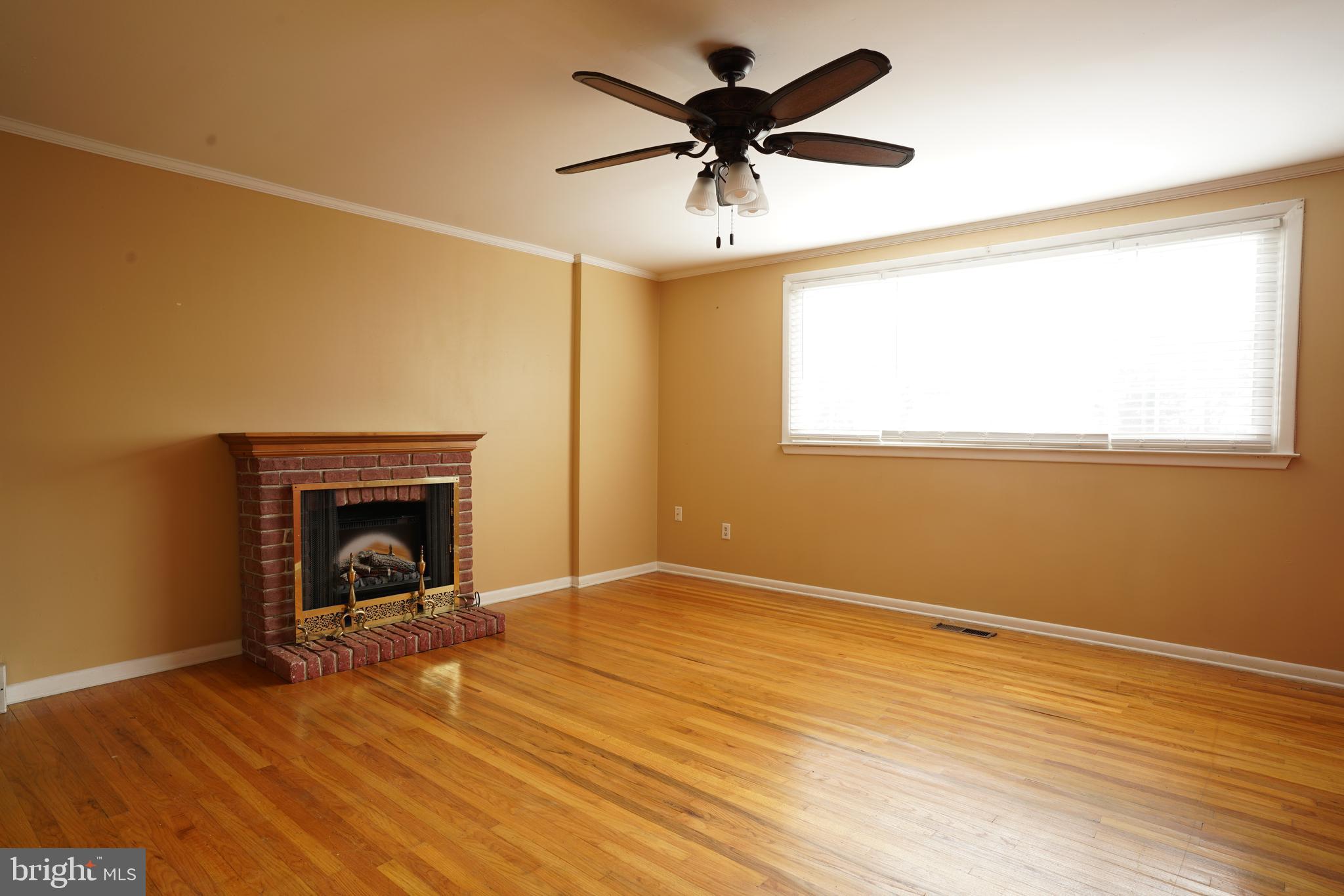 660 Renz Street Philadelphia, PA 19128 - Photo 3 of 23 Gallery Image 3