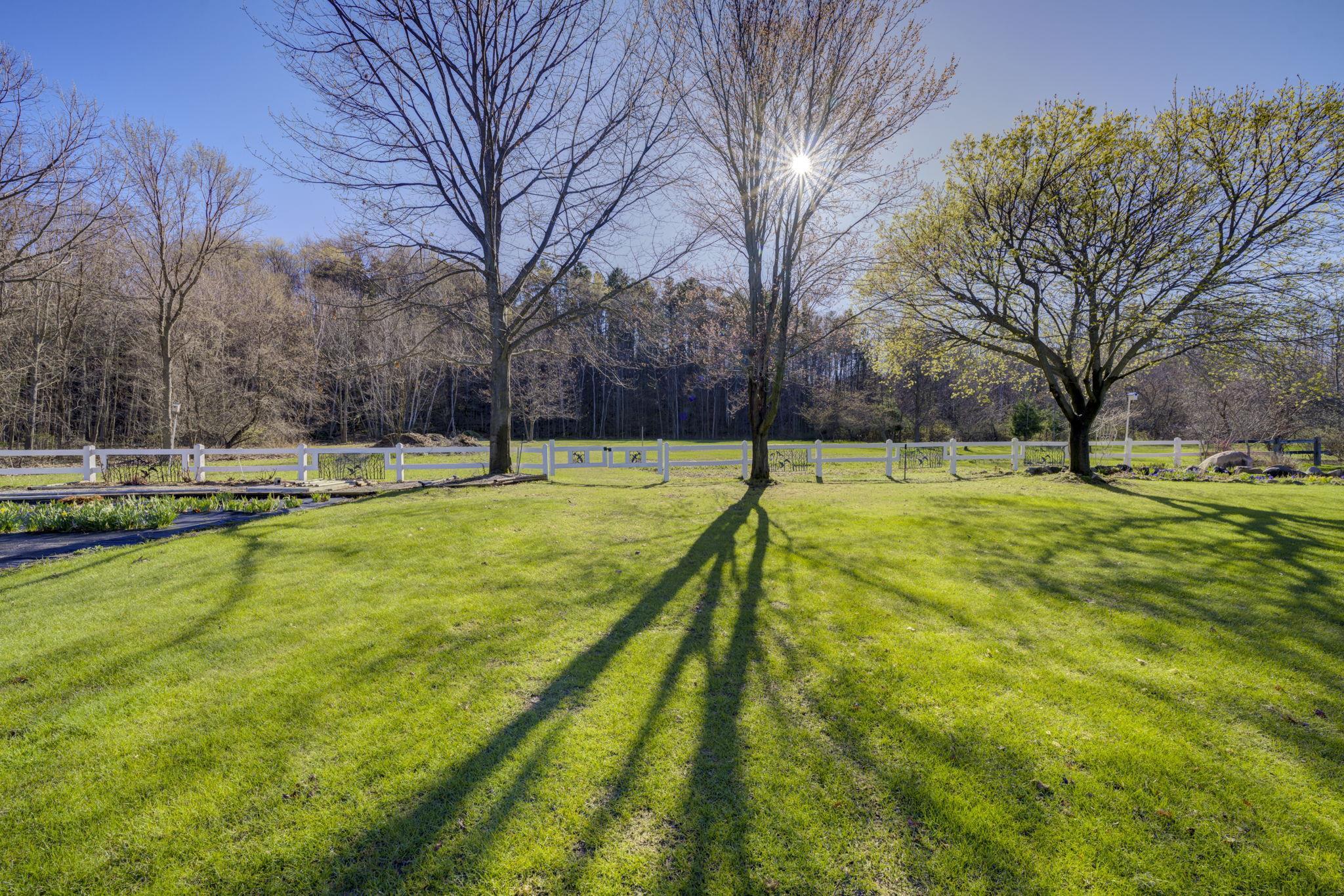 12535 Bluff Road Traverse City, MI 49686 - Photo 7 of 59 Gallery Image 7