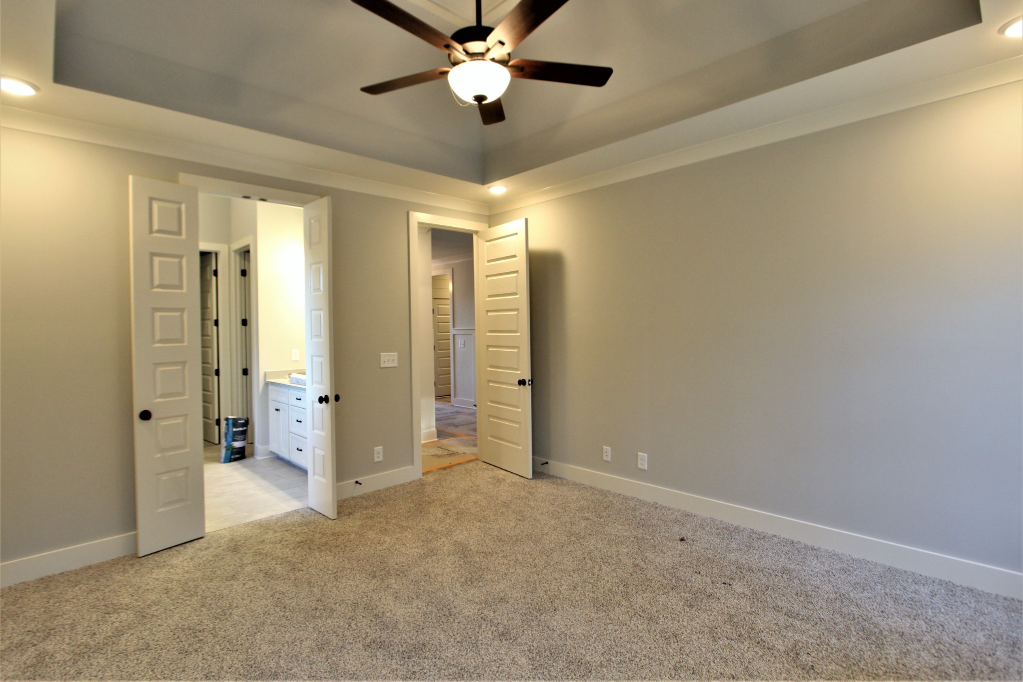 812 Ridgestone Place, Unit 103 Lebanon, TN 37087 - Photo 15 of 24 an empty room with closet and a chandelier fan