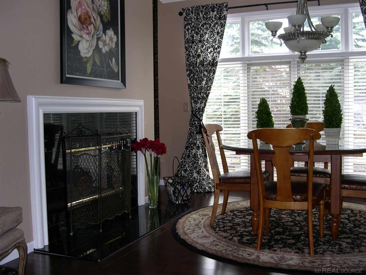 2062 Mapleridge Road Rochester Hills, MI 48309 - Photo 11 of 35