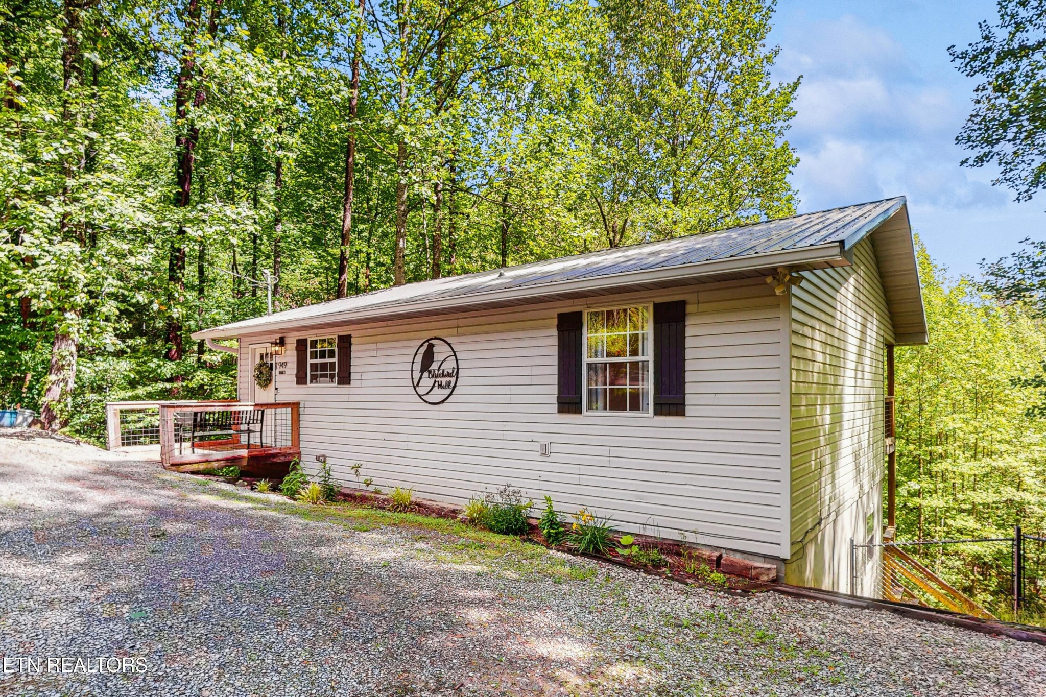 1949 Shady Grove Road Sevierville, TN 37876 - Photo 3 of 19 Gallery Image 3