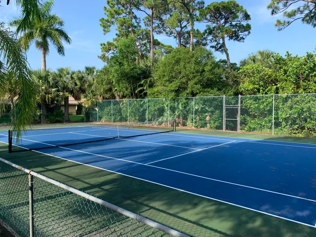 a view of a tennis court