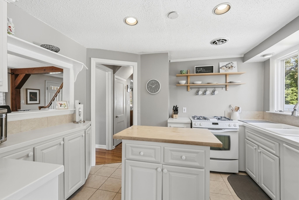 50 Overlook Drive West Springfield, MA 01089 - Photo 13 of 28 a bathroom with a sink vanity and mirror