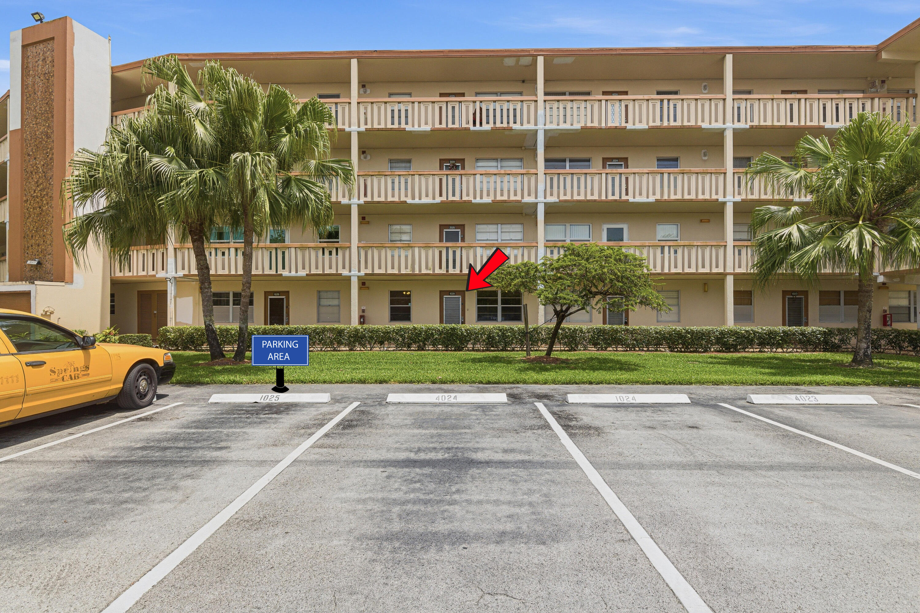 1025 Newcastle B, Unit 1025 Boca Raton, FL 33434 - Photo 4 of 31 Front Building