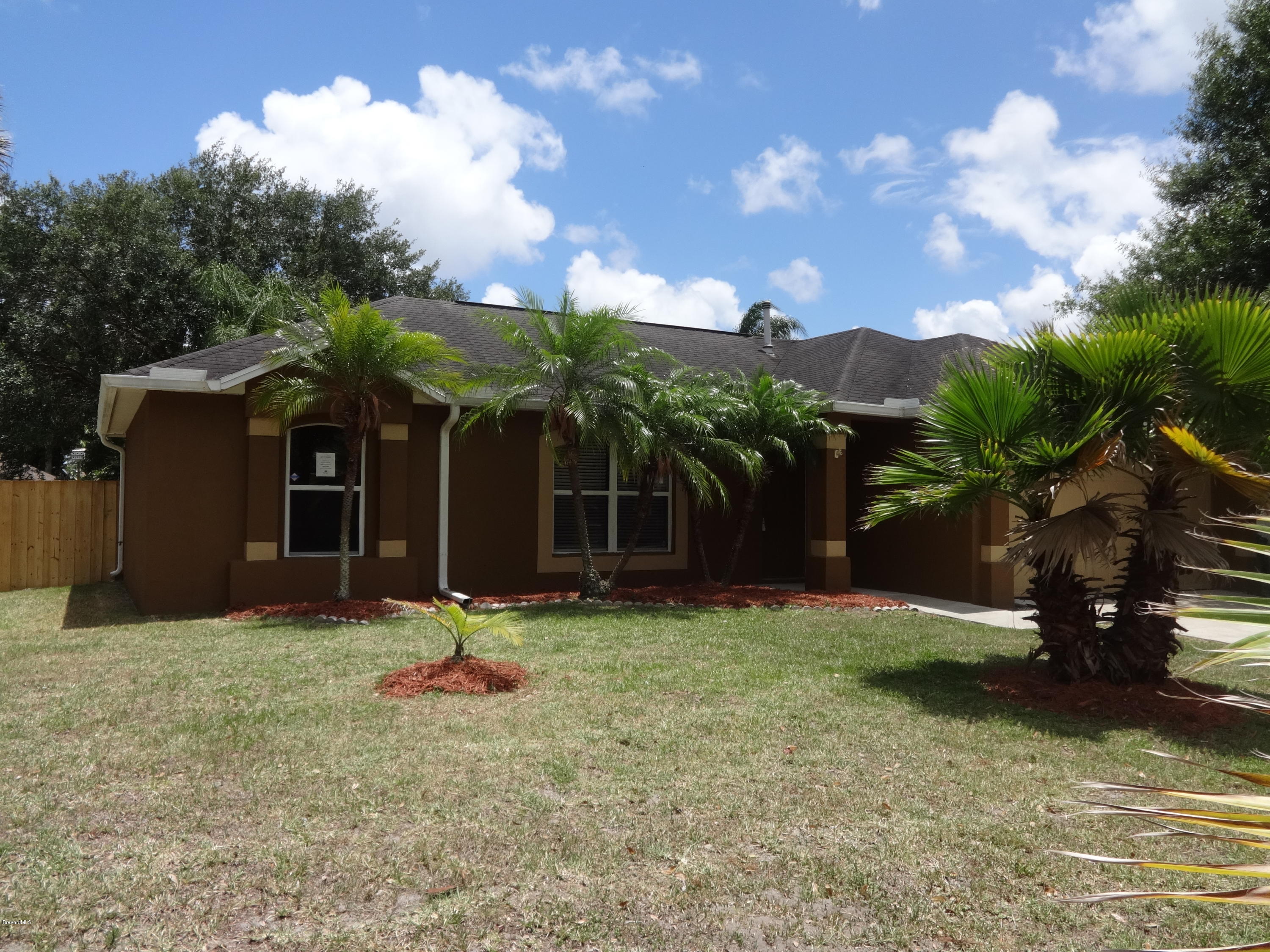 3210 Brentwood Lane Melbourne, FL 32934 - Photo 5 of 34 DSC03124