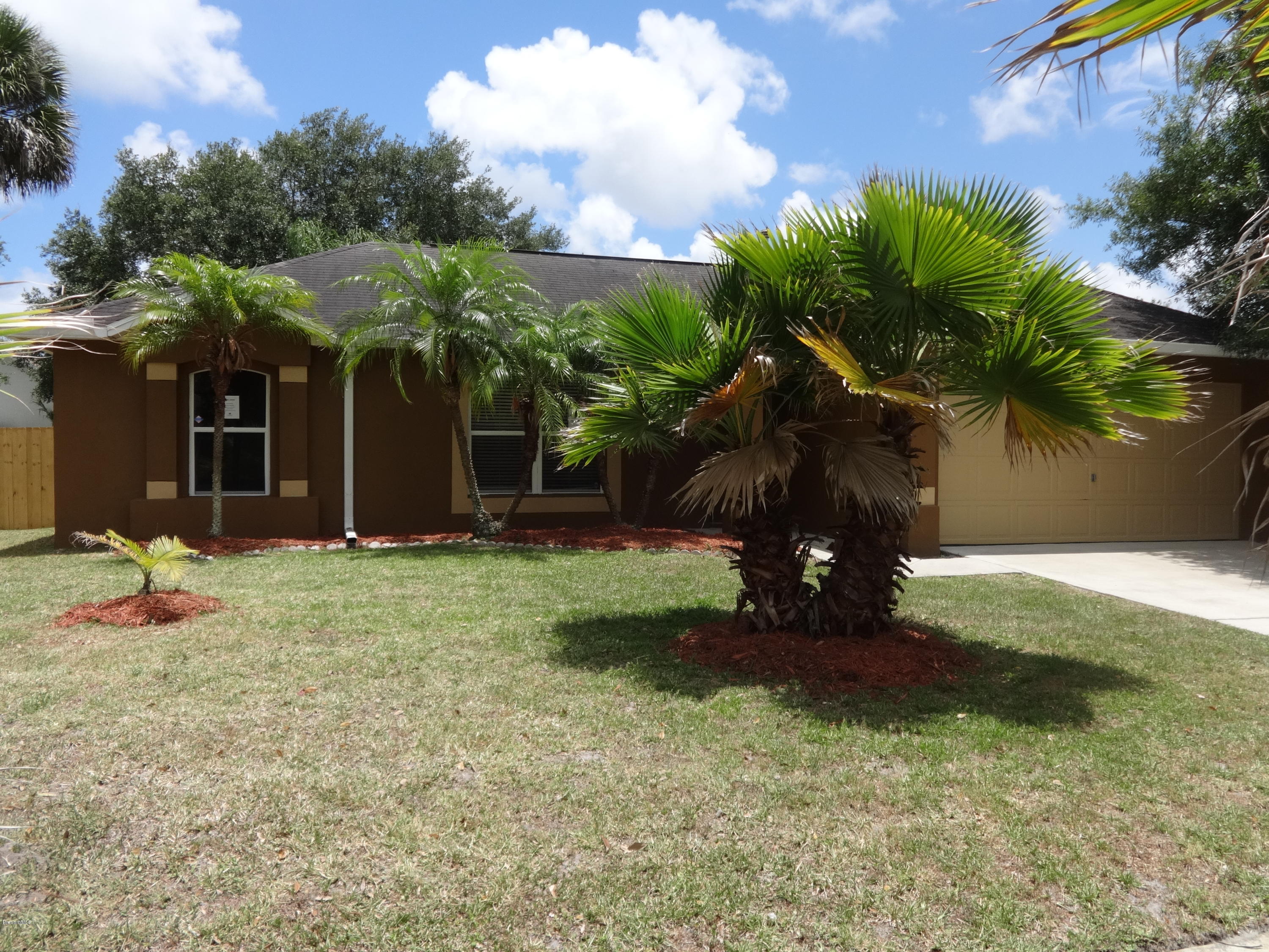 3210 Brentwood Lane Melbourne, FL 32934 - Photo 6 of 34 DSC03125