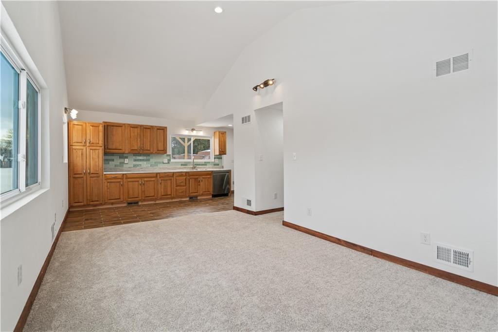 180 Frye Farm Road Greensburg, PA 15601 - Photo 5 of 35 Gallery Image 5