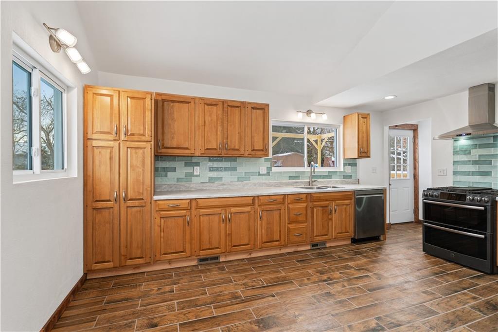 180 Frye Farm Road Greensburg, PA 15601 - Photo 7 of 35 Gallery Image 7
