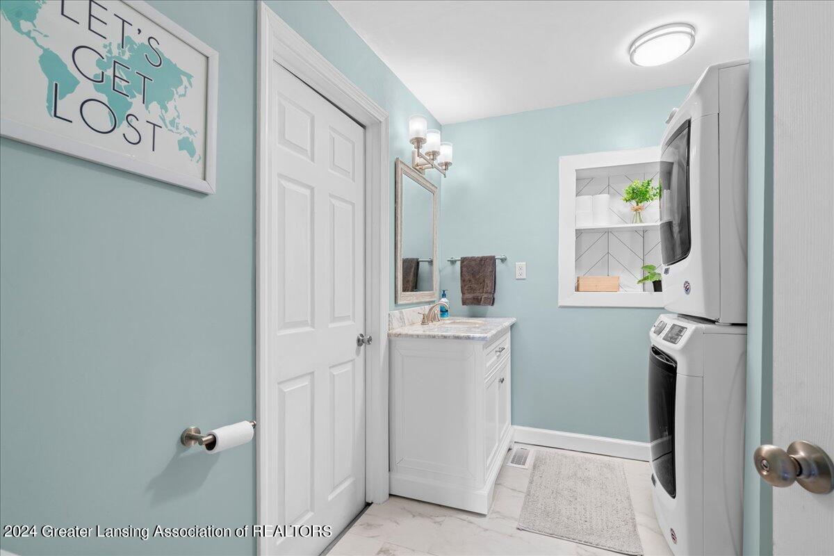14120 Myers Road Dewitt, MI 48820 - Photo 20 of 34 12-Media Jett - 12