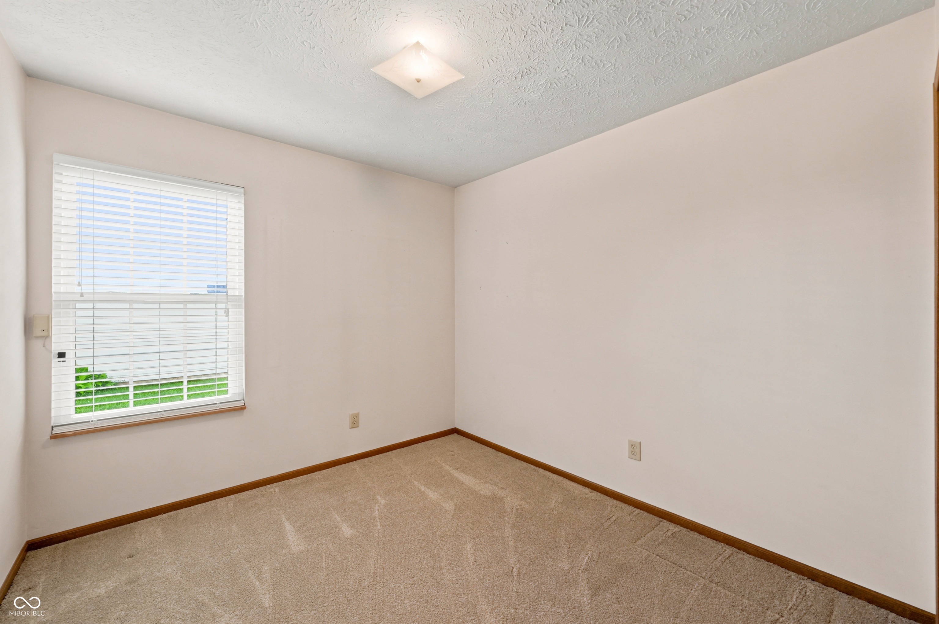 6352 Decatur Commons Indianapolis, IN 46221 - Photo 18 of 23