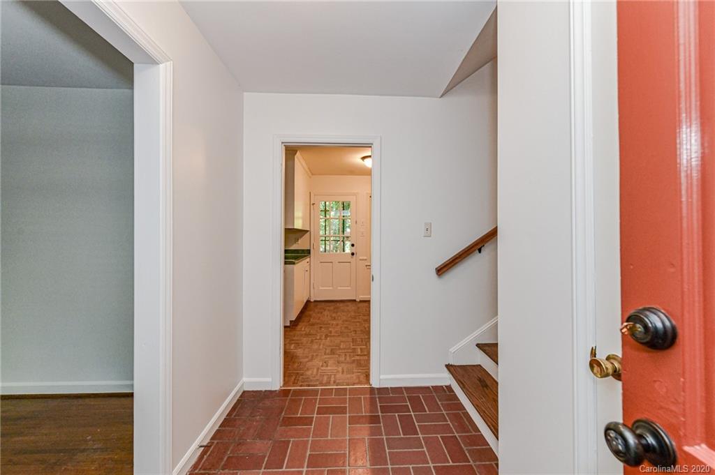 3012 Burnt Mill Road Charlotte, NC 28210 - Photo 4 of 40 Gallery Image 4