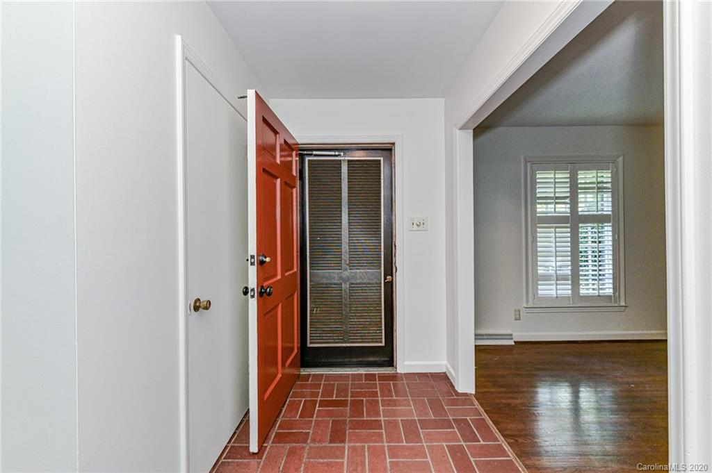 3012 Burnt Mill Road Charlotte, NC 28210 - Photo 5 of 40 Gallery Image 5