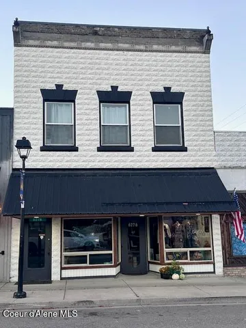 $645,000 | 6276 West Maine Street, Spirit Lake, ID 83869