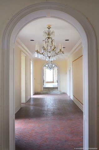 830 North Green Bay Road Lake Forest, IL 60045 - Photo 4 of 24 a view of a big room with a chandelier fan and windows