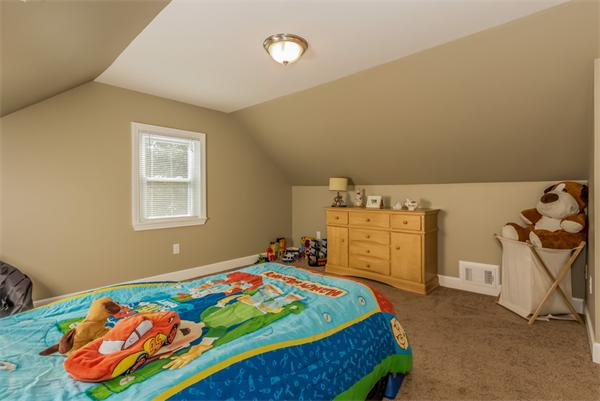180 Balch Street Pawtucket, RI 02861 - Photo 17 of 30 Gallery Image 17