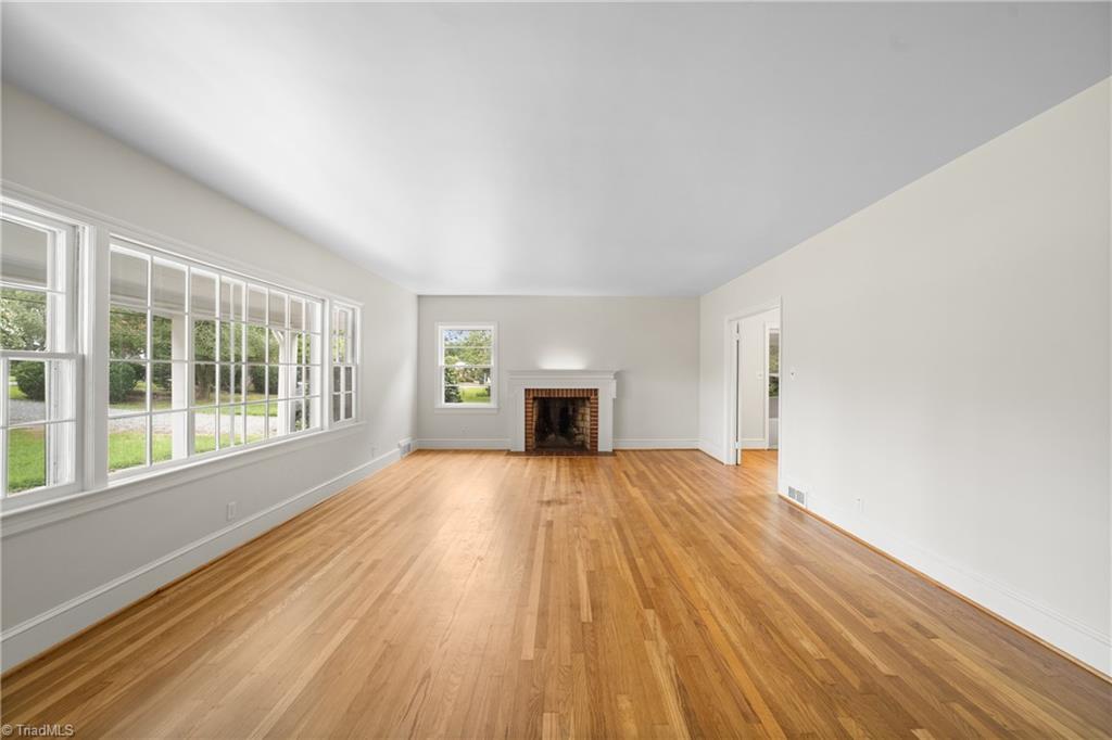 3563 Milhaven Road Winston-Salem, NC 27106 - Photo 5 of 43 Gallery Image 5