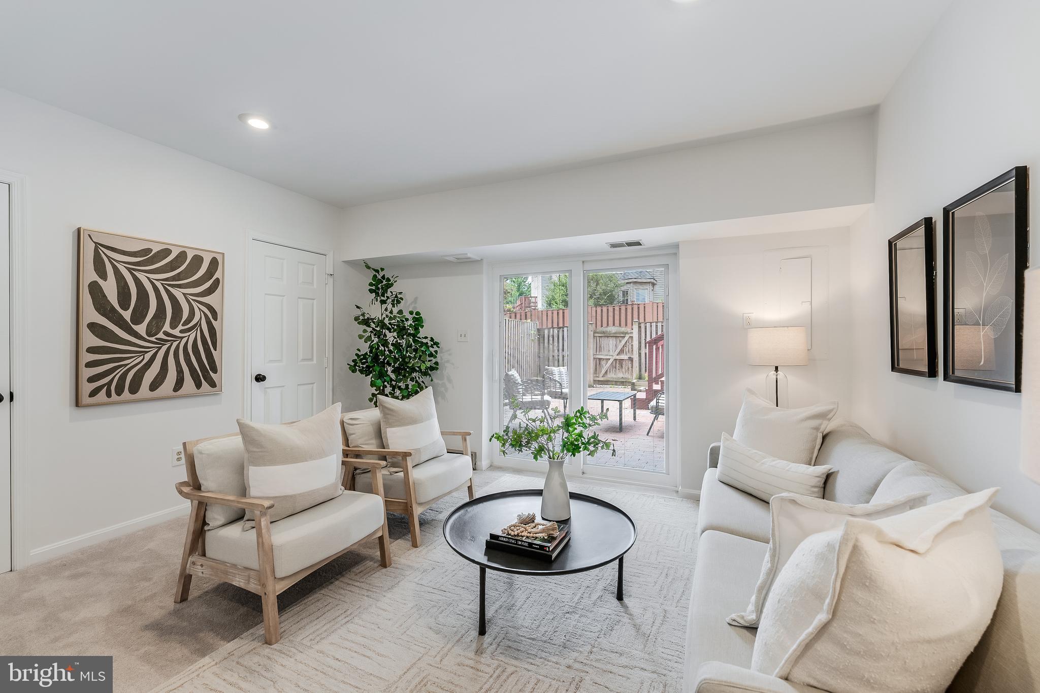 4604 King Duncan Road Alexandria, VA 22312 - Photo 4 of 69 Gallery Image 4