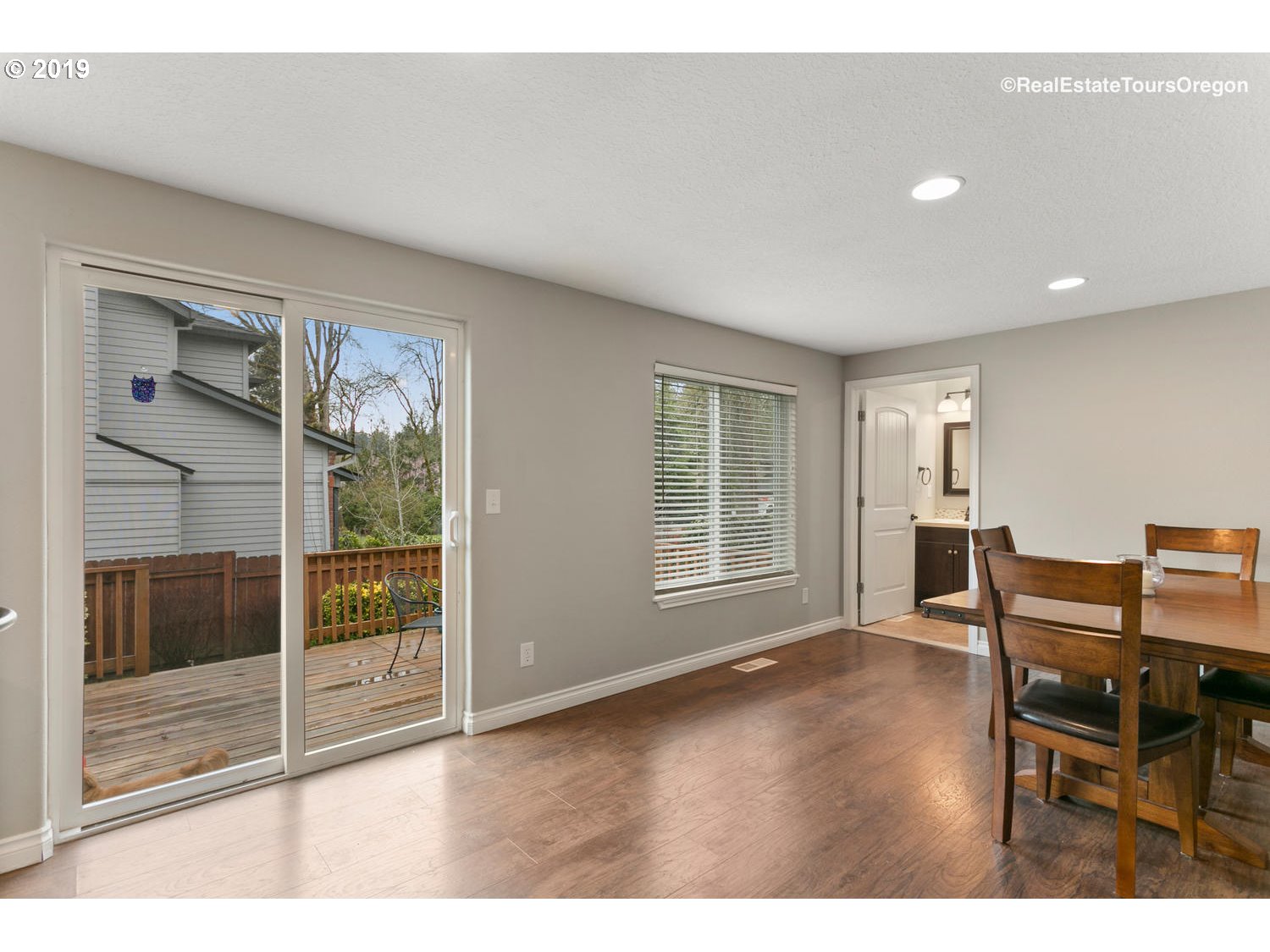 8947 Southwest 76th Place Portland, OR 97223 - Photo 15 of 32 Gallery Image 15