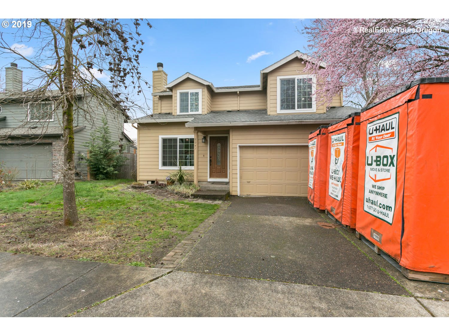 8947 Southwest 76th Place Portland, OR 97223 - Photo 3 of 32 Gallery Image 3
