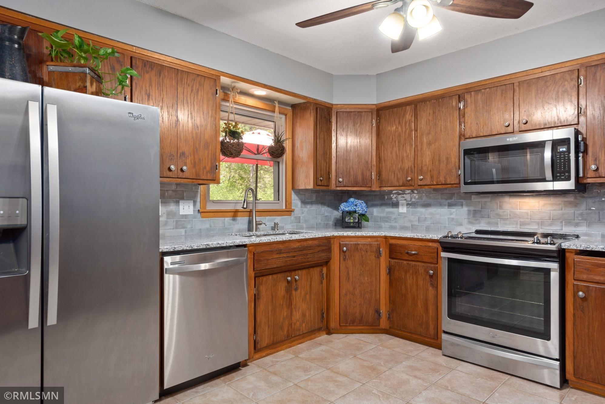 6896 Rosemary Road Eden Prairie, MN 55346 - Photo 11 of 30 Gallery Image 11