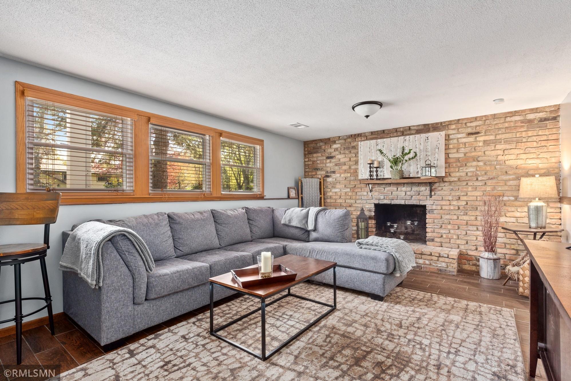 6896 Rosemary Road Eden Prairie, MN 55346 - Photo 17 of 30 Gallery Image 17