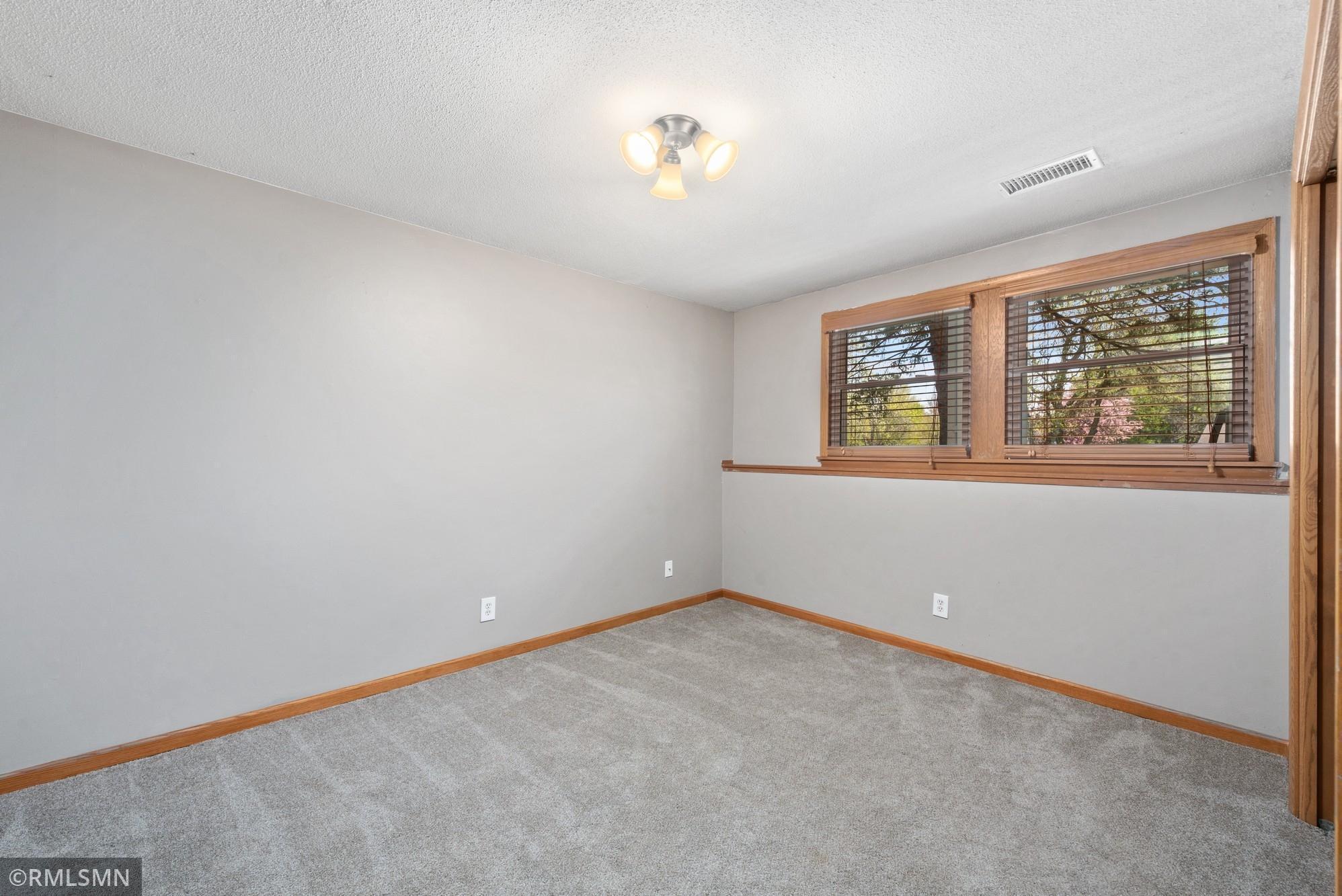 6896 Rosemary Road Eden Prairie, MN 55346 - Photo 19 of 30 Gallery Image 19