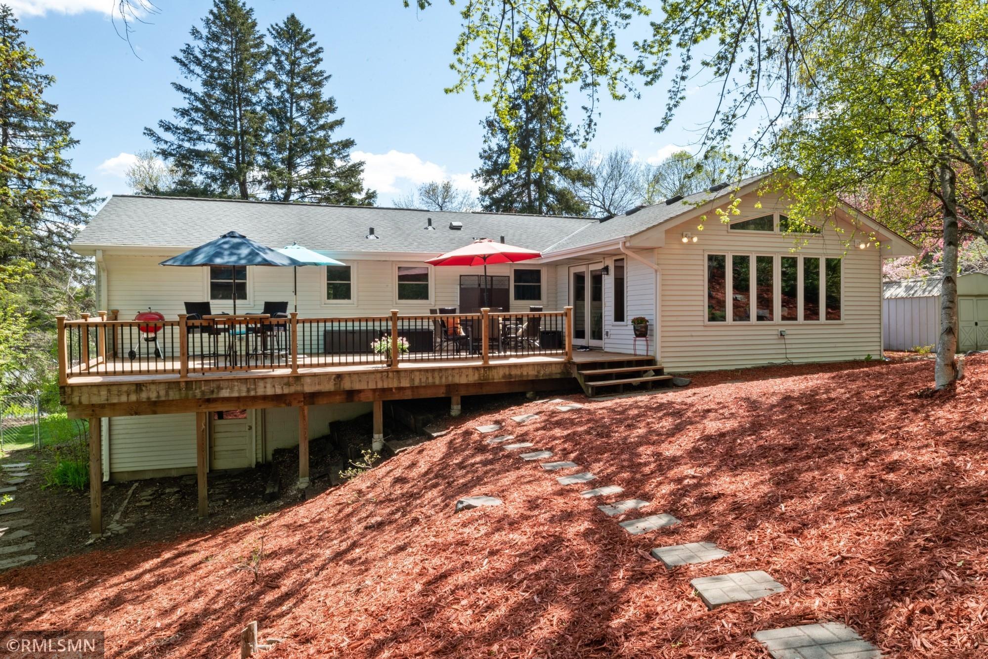 6896 Rosemary Road Eden Prairie, MN 55346 - Photo 26 of 30 Gallery Image 26