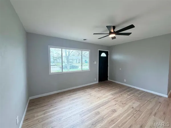 $1,600 | 705 St Martin Drive, Cahokia, IL 62206