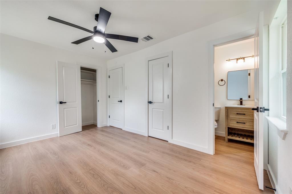 1646 Jackson Street Grand Prairie, TX 75051 - Photo 6 of 12