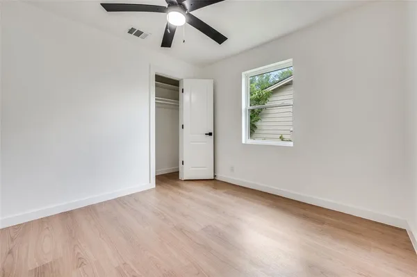 $2,600 | 1646 Jackson Street, Grand Prairie, TX 75051