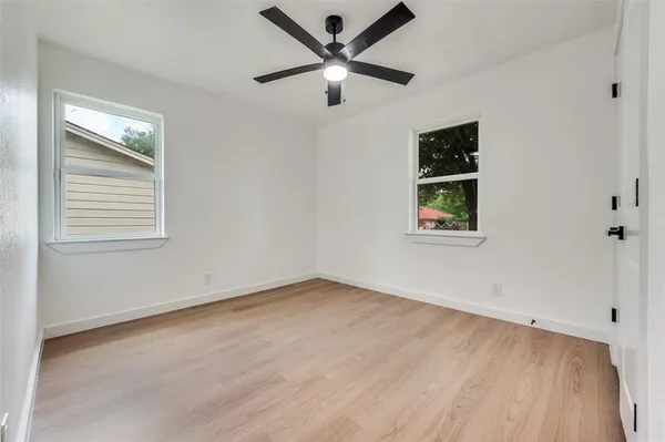 $2,600 | 1646 Jackson Street, Grand Prairie, TX 75051