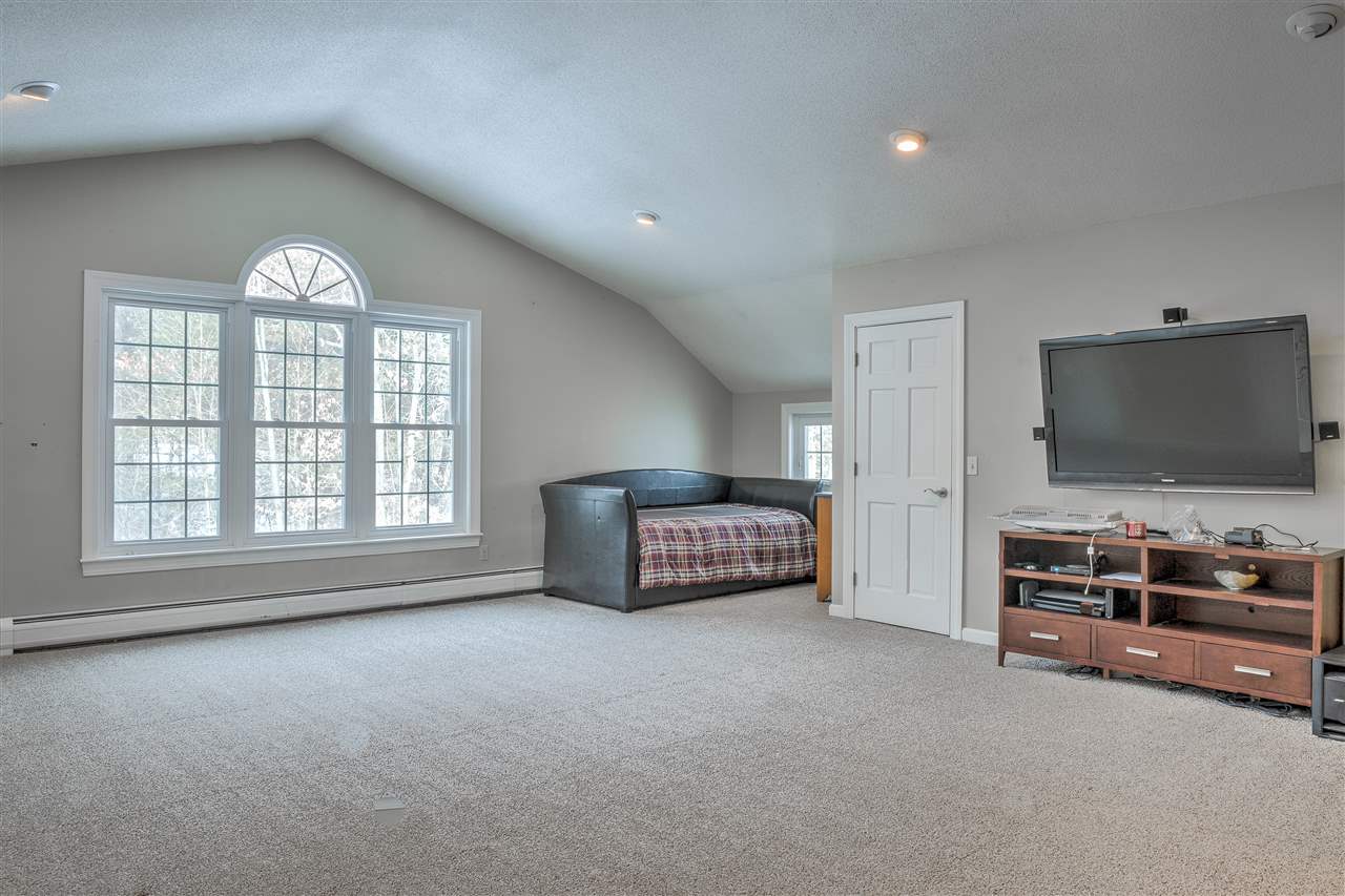 11 Bradford Road Keene, NH 03431 - Photo 36 of 40 Gallery Image 36
