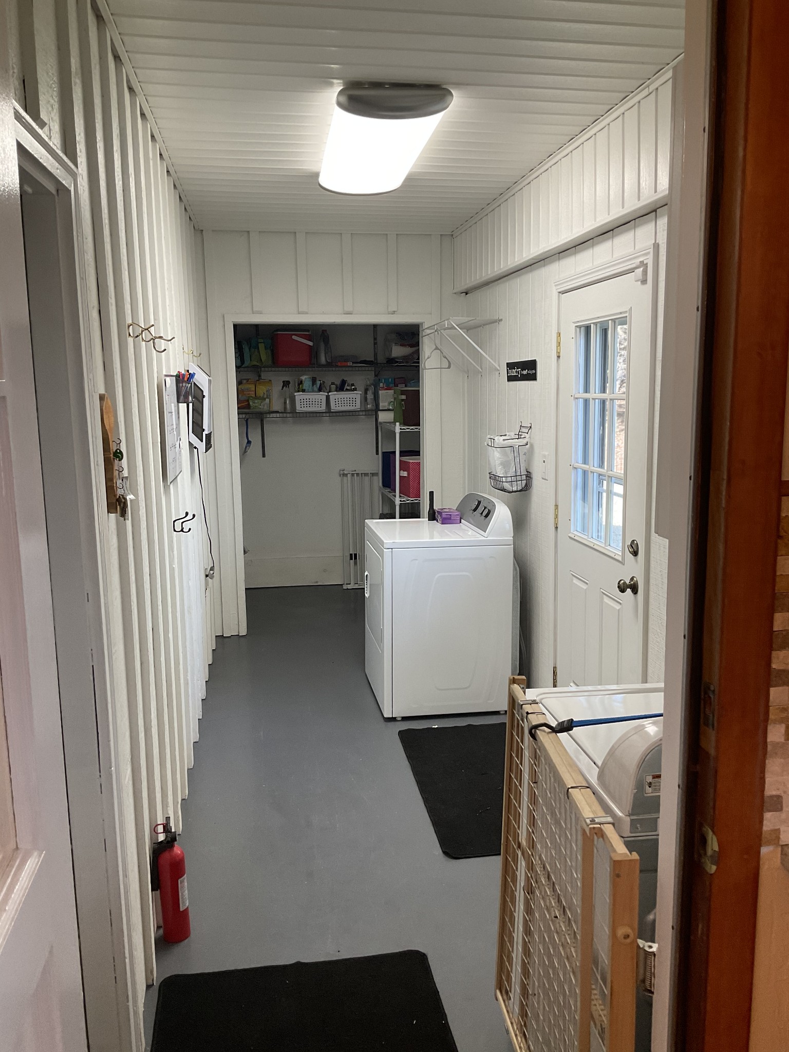 229 Black Road Dickson, TN 37055 - Photo 10 of 34 a utility room with dryer and washer