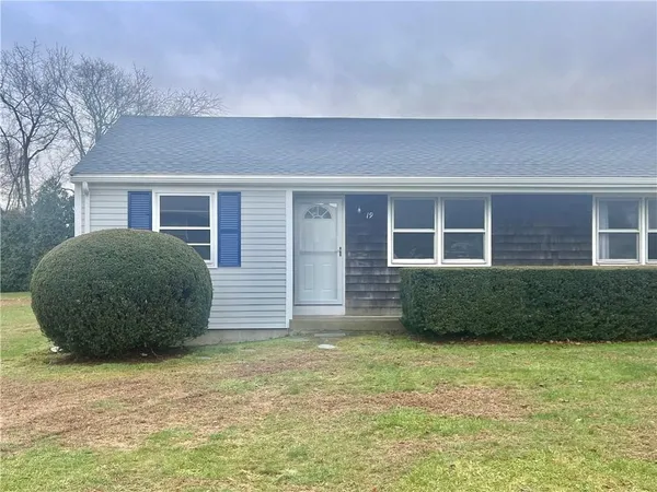 $2,300 | 19 Ethel Drive, Portsmouth, RI 02871