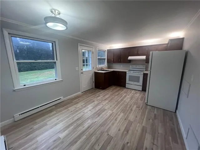 $2,400 | 19 Ethel Drive, Portsmouth, RI 02871