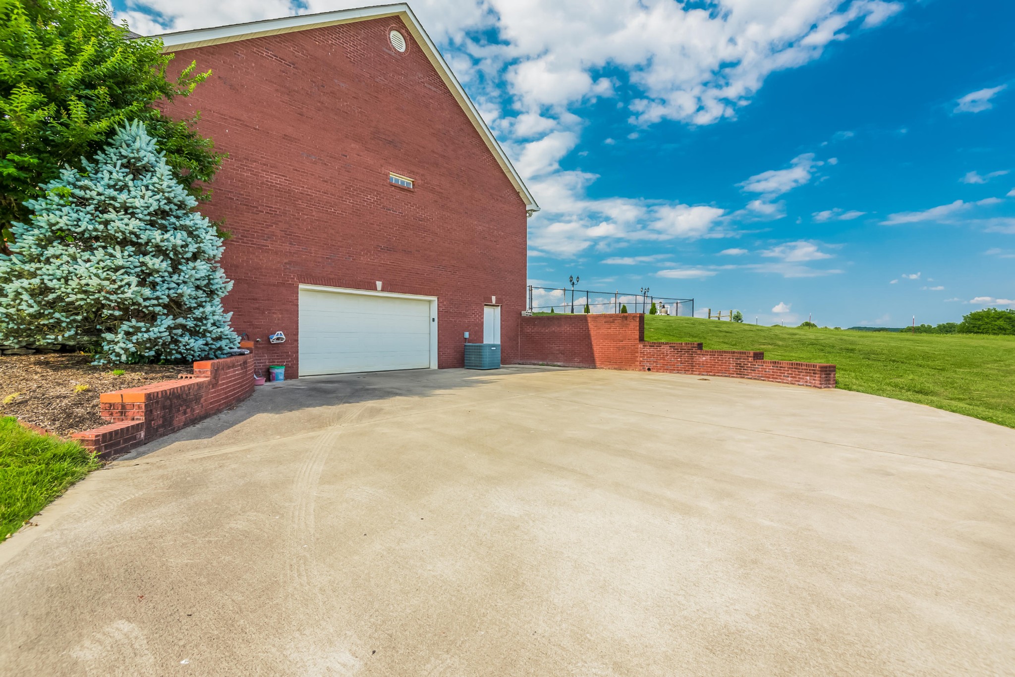884 Seed Tick Road Philadelphia, TN 37846 - Photo 36 of 40 Gallery Image 36