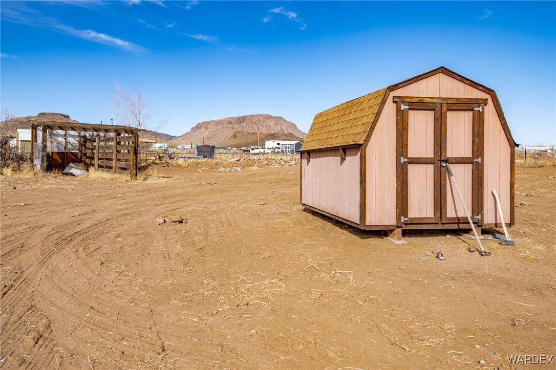 4295 North Shadow Road Kingman, AZ 86409 - Photo 15 of 34 Out Buildings