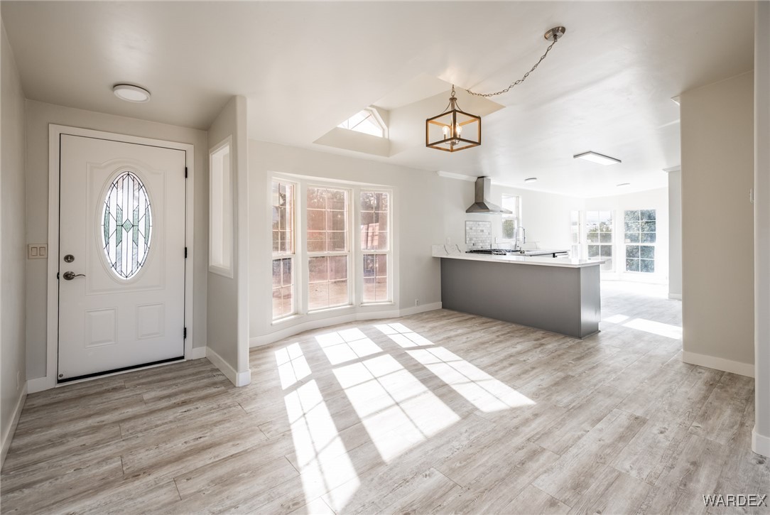 4295 North Shadow Road Kingman, AZ 86409 - Photo 4 of 34 Entry